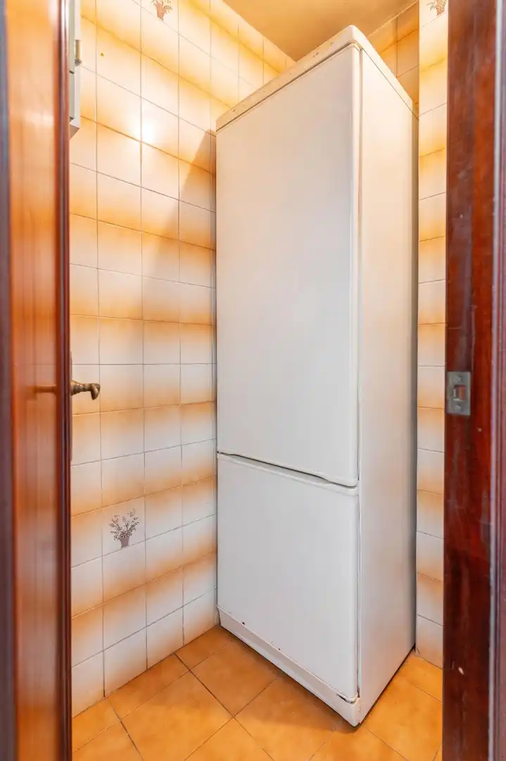 Cuina de Apartament en venda en Oviedo  amb Calefacció, Terrassa i Balcó