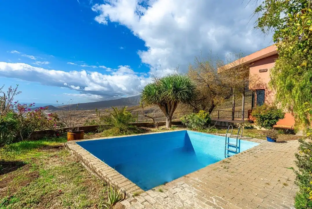 Piscina de Casa o chalet en venta en Candelaria con Jardín privado, Terraza y Trastero