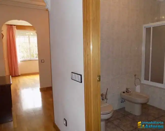 Baño de Edificio en venta en Brazuelo