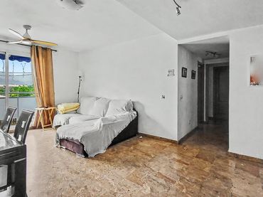 Apartment mit Pool zum Verkauf in Las Marinas / Les Marines