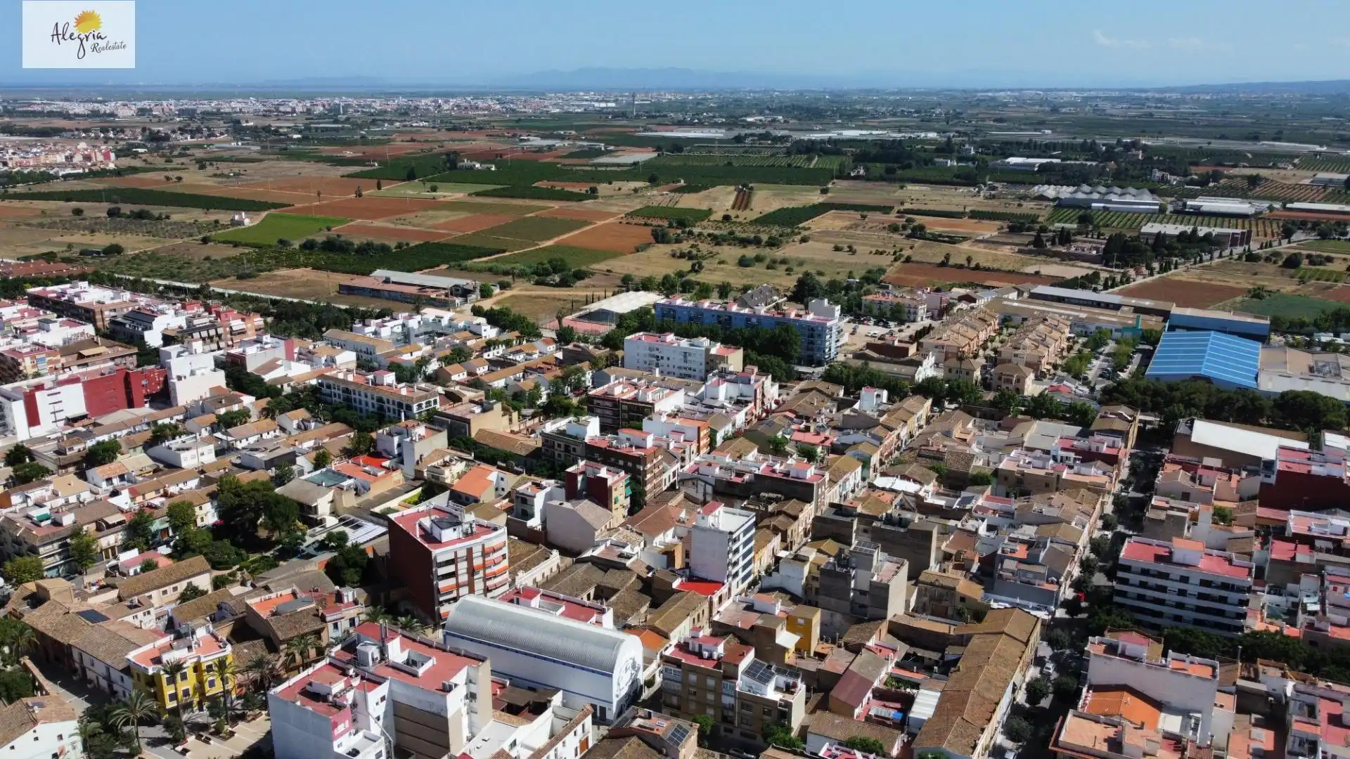 Vista exterior de Ático en venta en Picanya con Calefacción, Terraza y Balcón