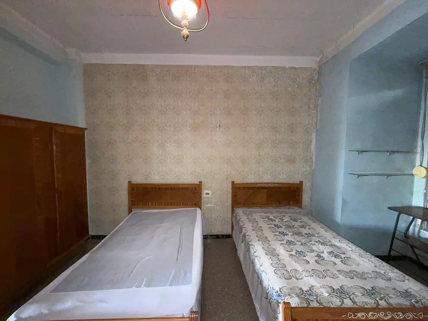 Dormitori de Casa o xalet en venda en Alginet amb Aire condicionat, Terrassa i Moblat