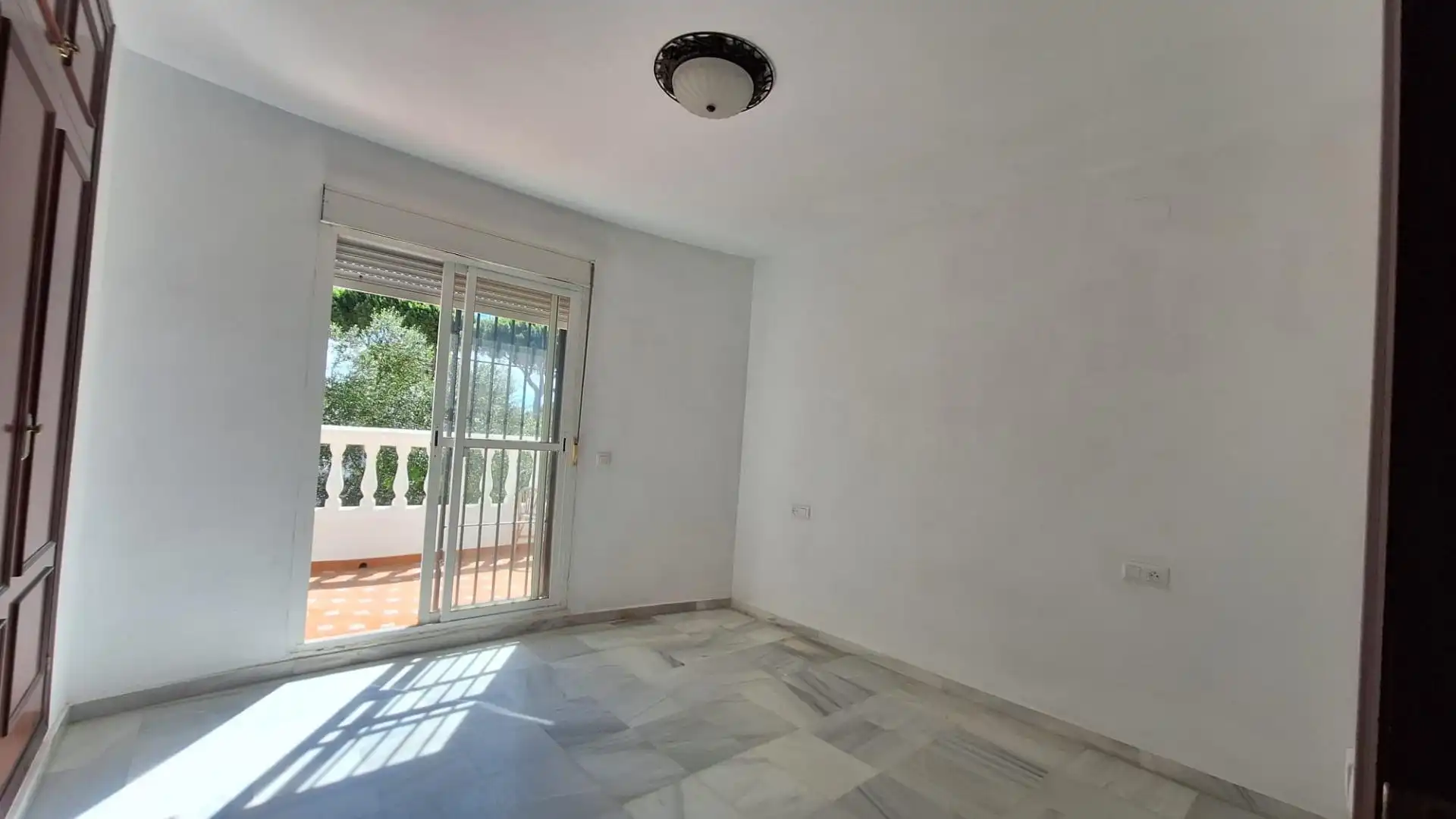 Habitación de Casa o chalet de alquiler en Chiclana de la Frontera con Jardín privado y Piscina