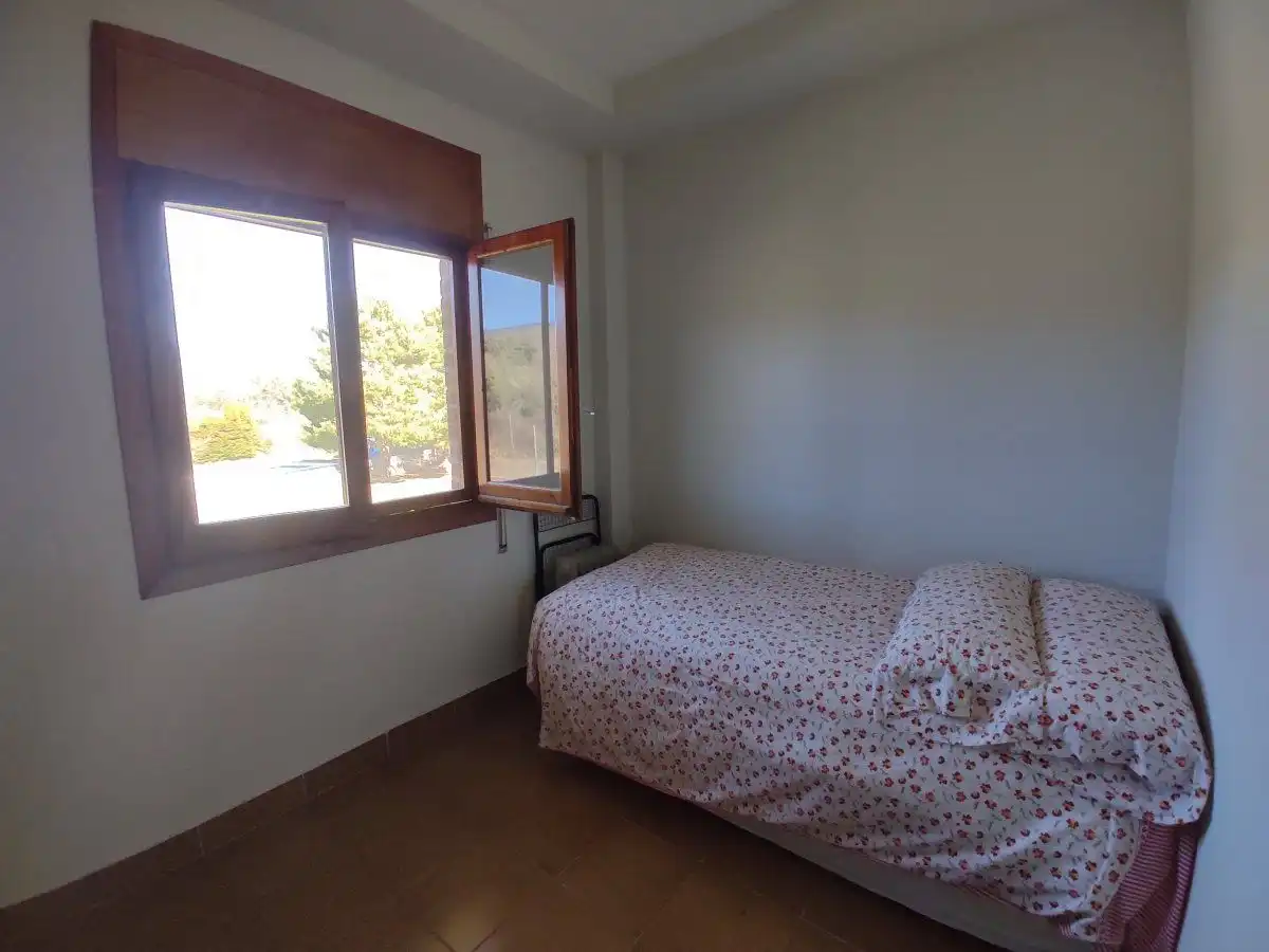 Habitación de Apartamento en venta en Bárcabo con Calefacción, Trastero y Piscina comunitaria