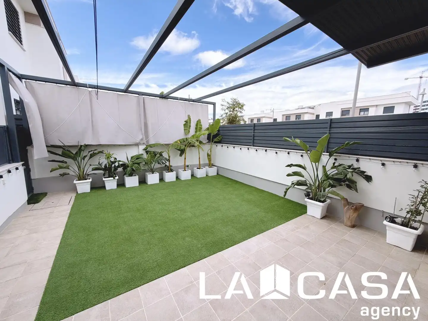 Casa a schiera in vendita a Entrenúcleos