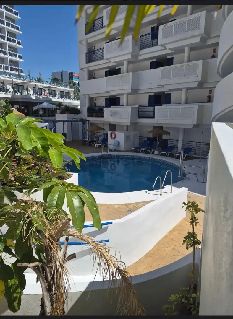 Piscina de Apartamento en venta en Benalmádena con Aire acondicionado, Calefacción y Terraza