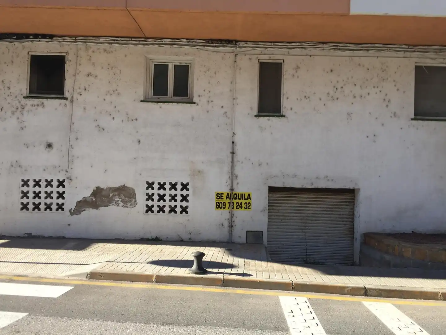 Gewerbefläche zur Miete in Carrer Ronda del Mar 54, imagen 2