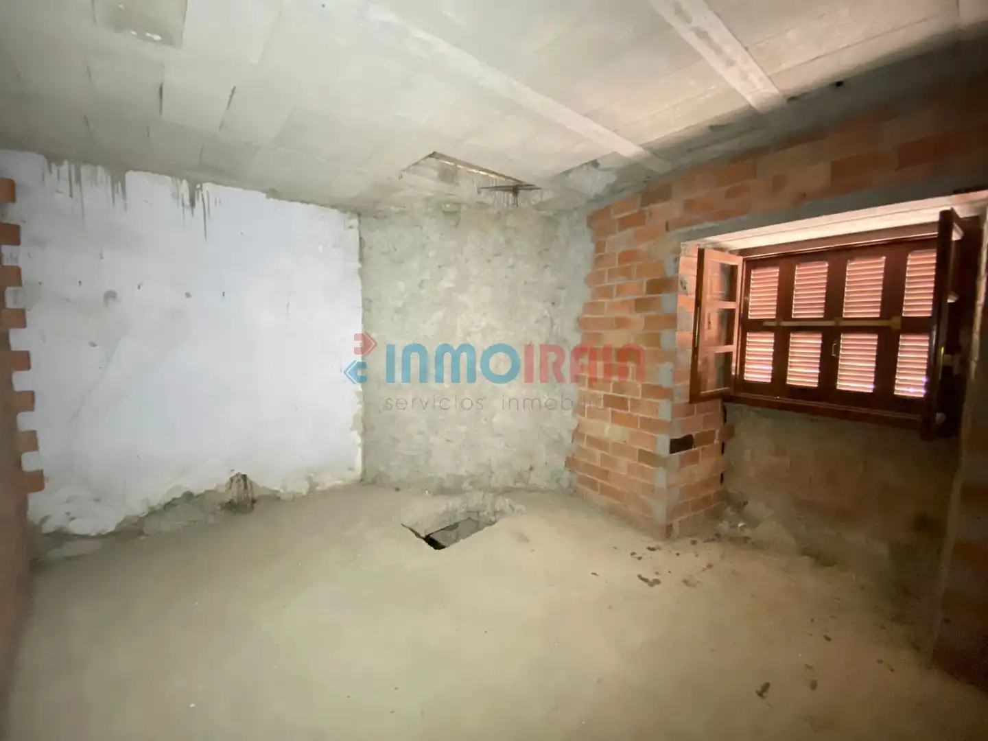 Piso en venta en Segura con Trastero