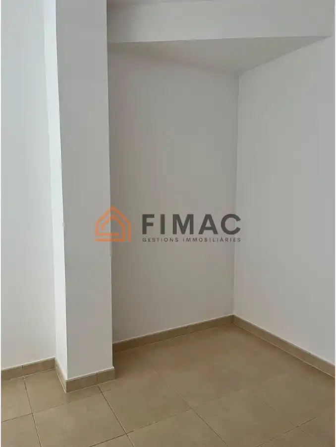 Habitación de Piso en venta en Sant Hipòlit de Voltregà con Calefacción