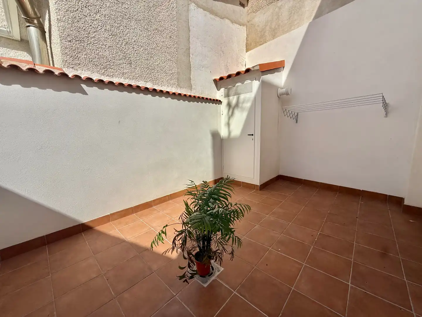 Terrasse von Einfamilien-Reihenhaus zum Verkauf in Las Ventas de Retamosa mit Klimaanlage, Heizung und Terrasse