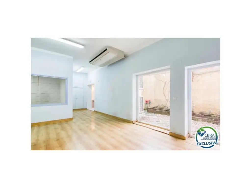 Local comercial en venda a Calle Del Dr Alexander Fleming 8