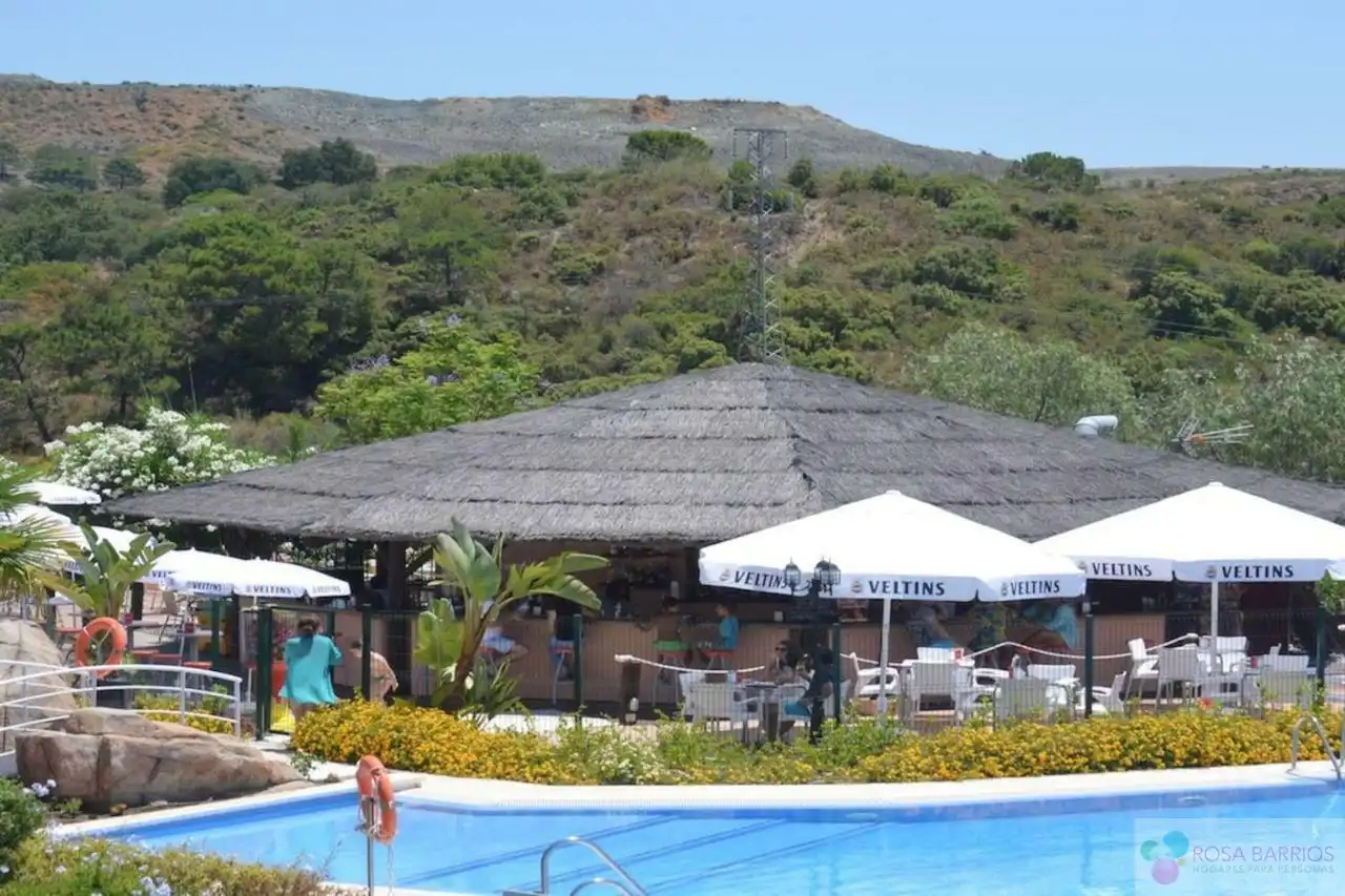 Houses for sale in Benahavís  with Terrace, Swimming Pool and Furnished
