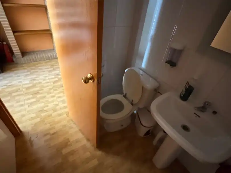Baño de Local de alquiler en Algeciras