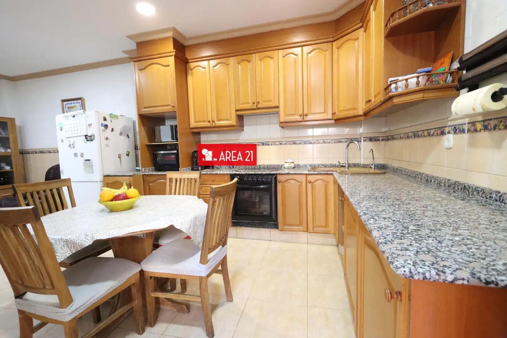 Cocina de Casa o chalet en venta en La Pobla de Vallbona con Aire acondicionado, Terraza y Trastero