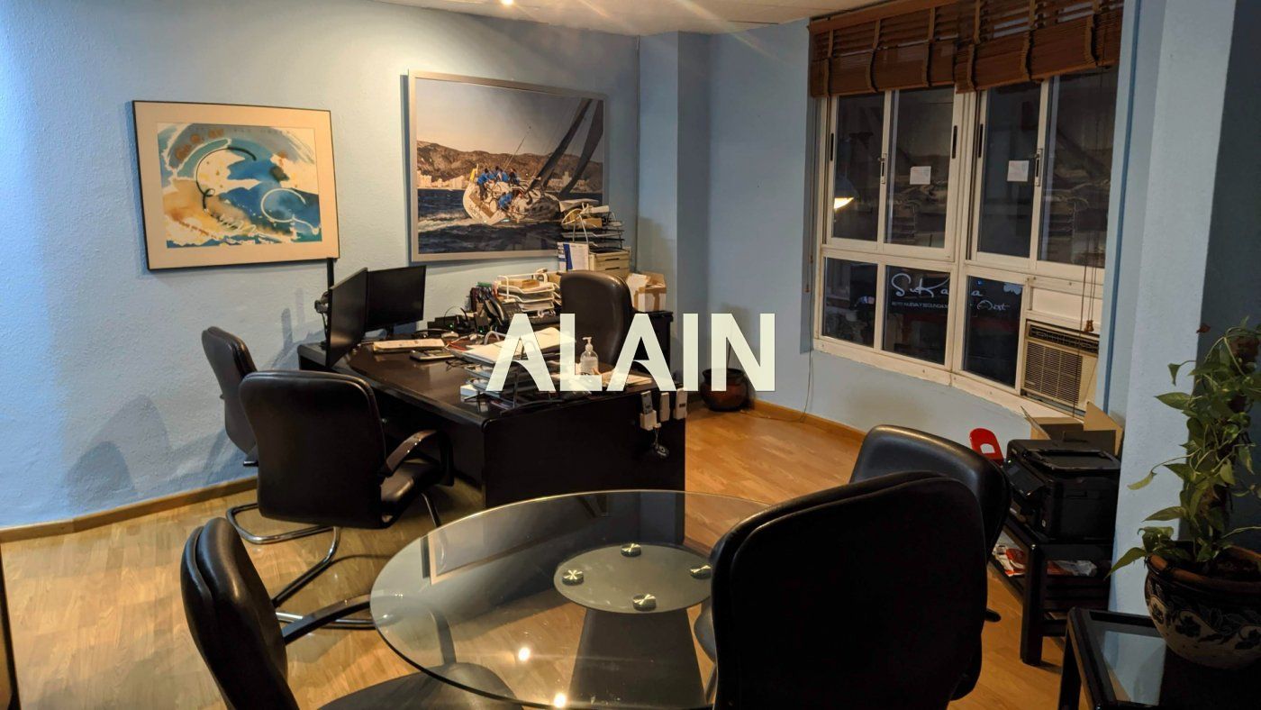 Office for sale in  Valencia Capital  with Air Conditioner and Heating