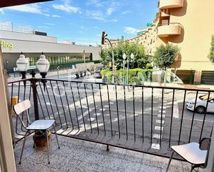 Exterior view of Flat to rent in  Tarragona Capital  with Air Conditioner and Balcony