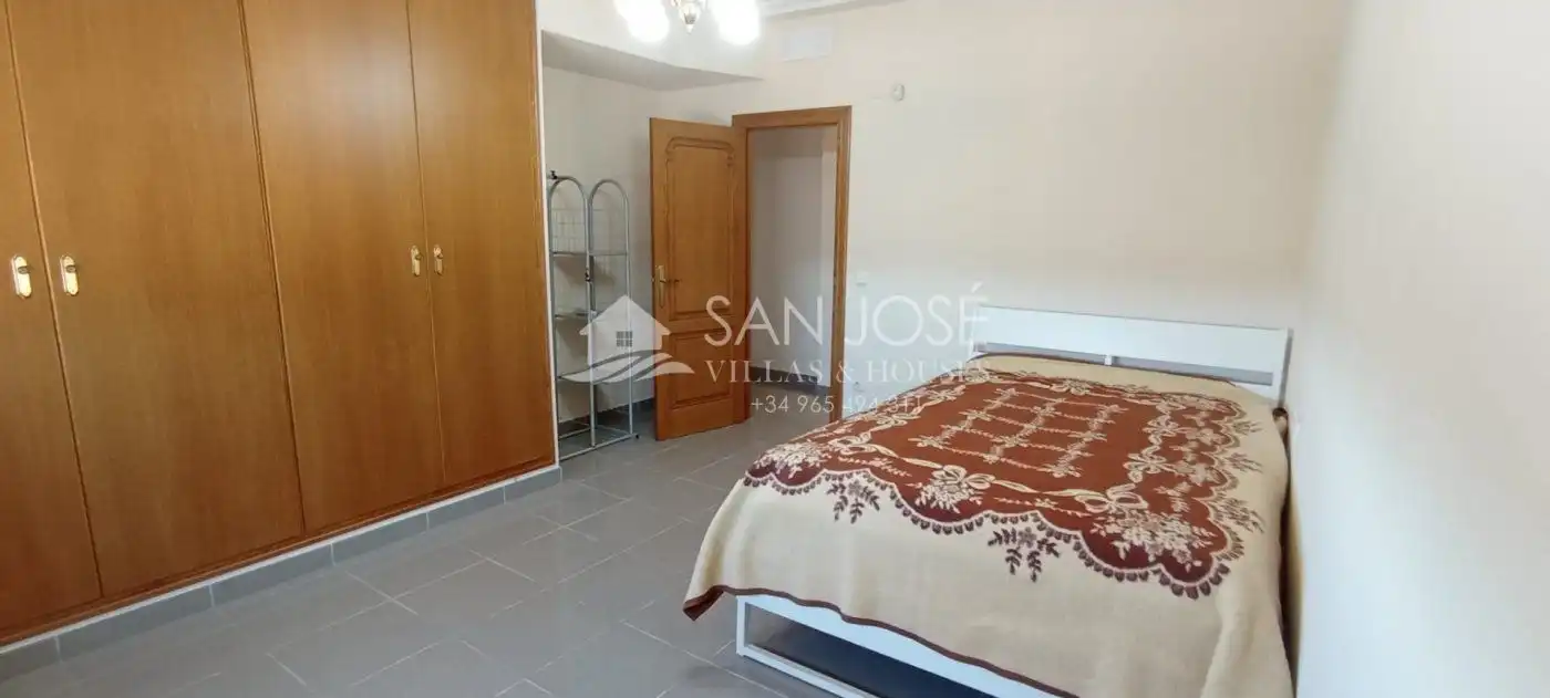 Habitación de Casa o chalet en venta en Crevillent con Aire acondicionado, Calefacción y Jardín privado