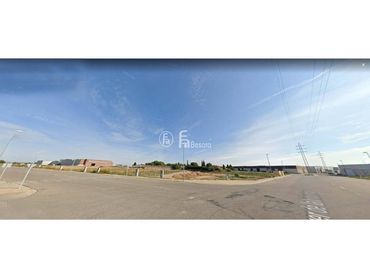 Terreny industrial en venda a Calle Garbi