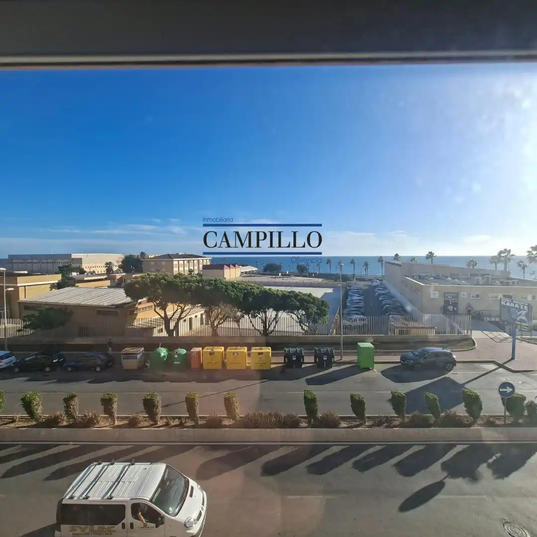 Vista exterior de Piso en venta en Adra, Almería