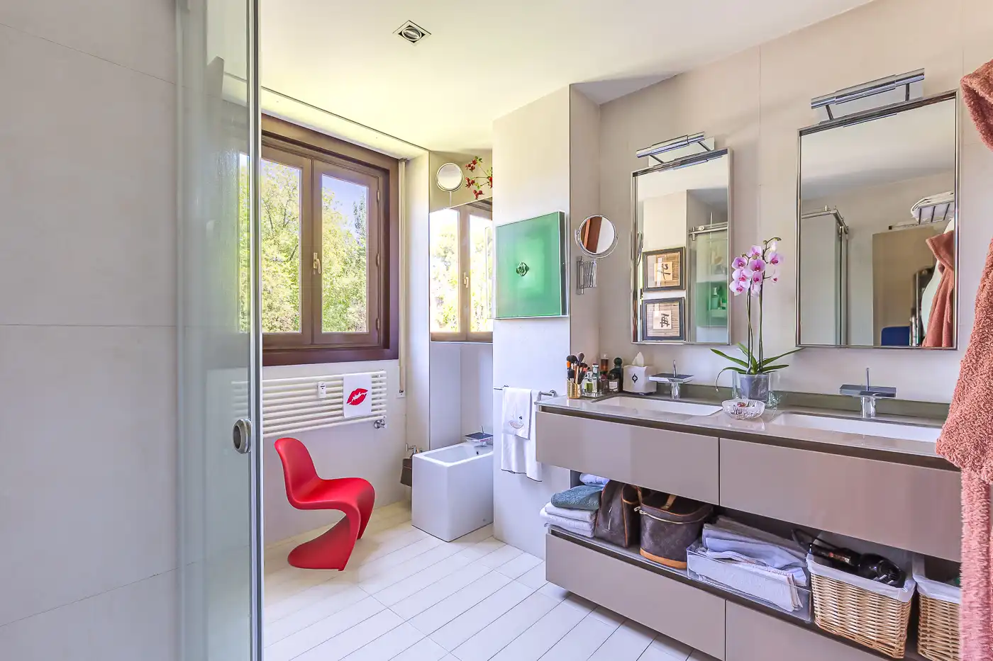 Bathroom of Flat for sale in Madrid  with Air Conditioner, Heating and Terrace