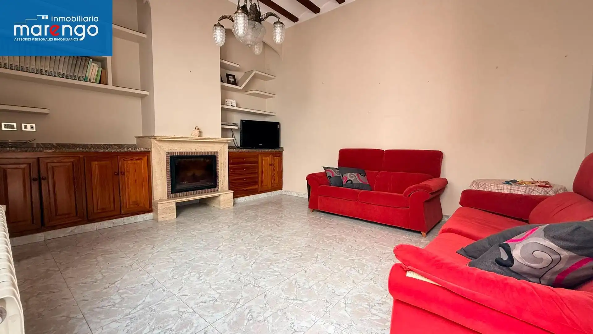 Sala d'estar de Casa o xalet en venda en Almazora / Almassora amb Aire condicionat, Terrassa i Traster