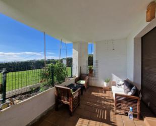 Terrassa de Planta baixa de lloguer en La Alcaidesa amb Aire condicionat, Terrassa i Traster