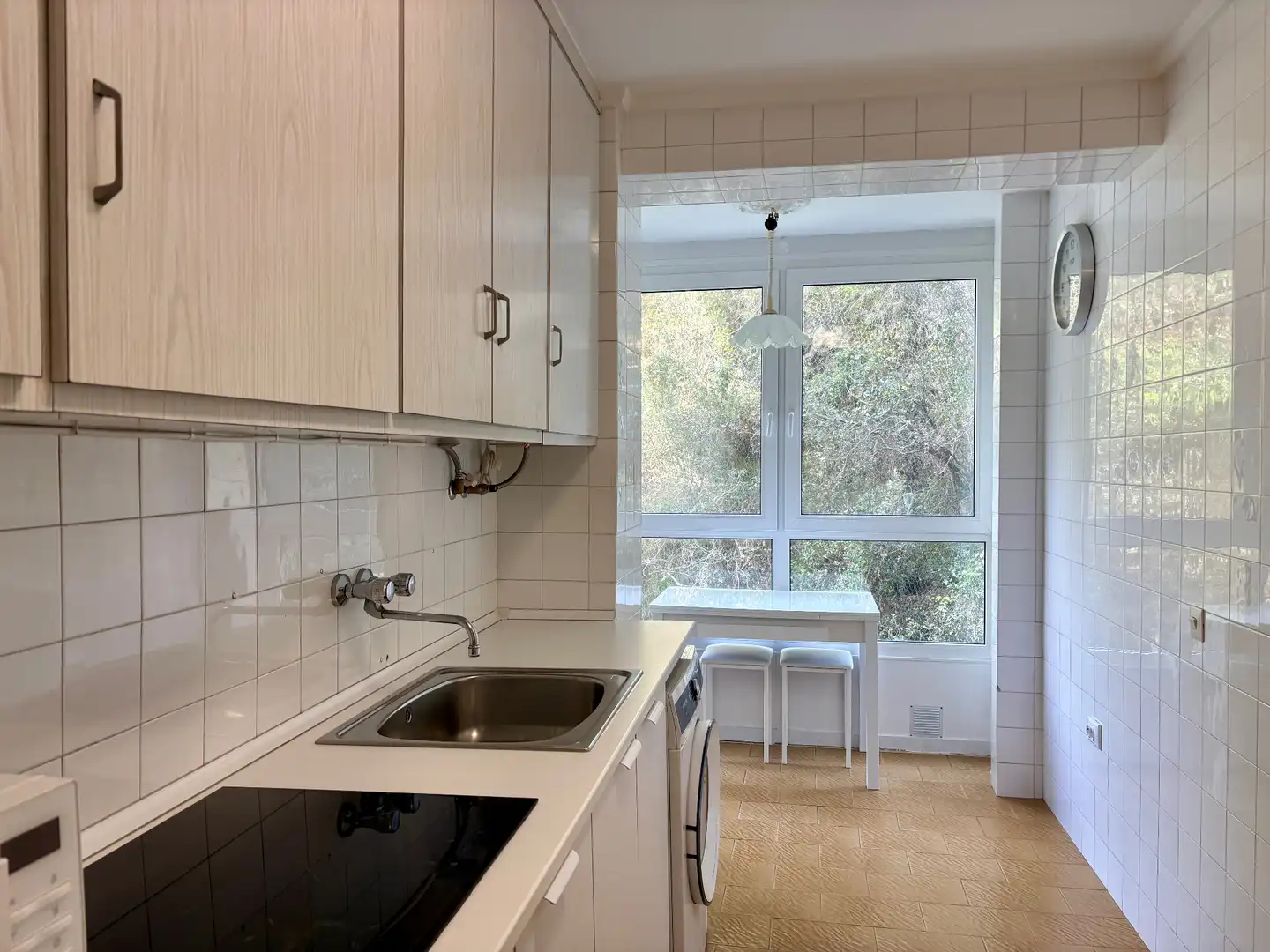 Kitchen of Flat for sale in Mutriku  with Storage room, Furnished and Oven
