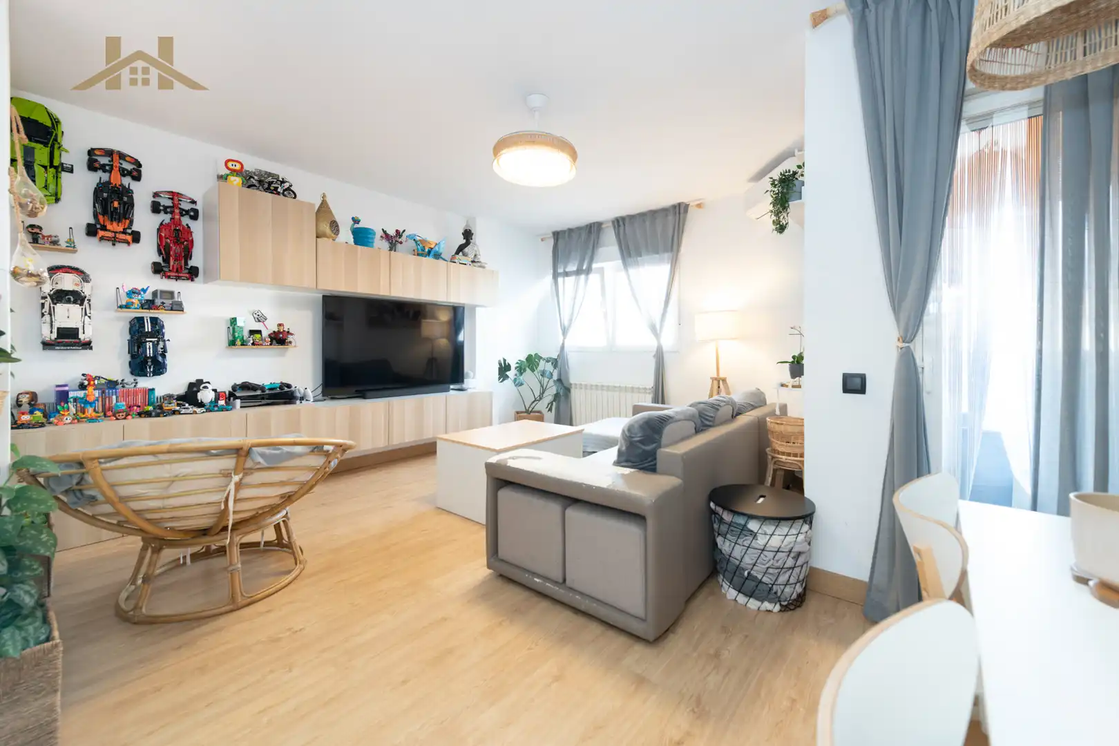 Piso con ascensor en venta en Plaza de Vicente Aleixandre 9