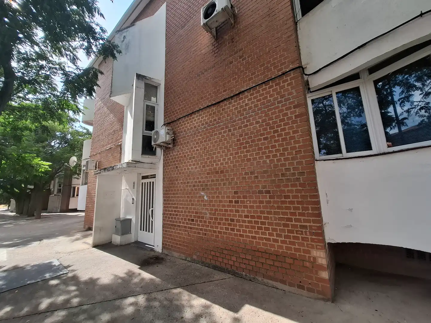 Vista exterior de Pis en venda en Ciudad Real amb Aire condicionat, Terrassa i Moblat