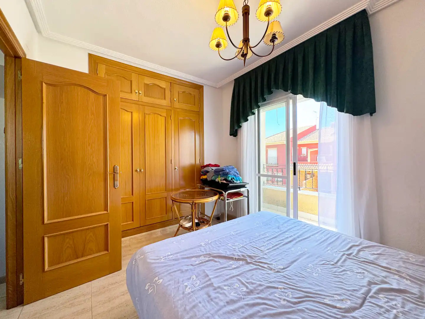 Dormitori de Casa adosada en venda en Pilar de la Horadada amb Aire condicionat, Terrassa i Moblat