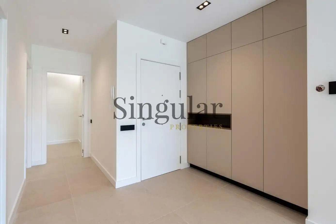 Piso en venta en Barcelona con Aire acondicionado, Calefacción y Terraza