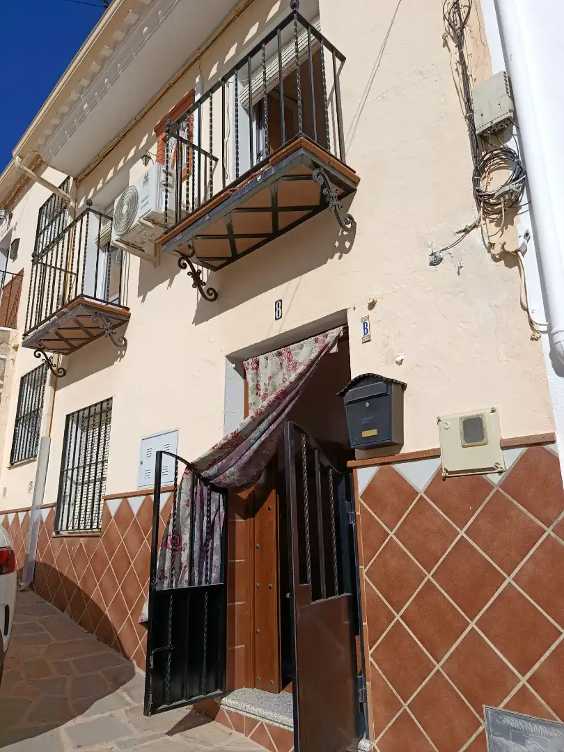Casa adosada de alquiler en Villanueva del Trabuco con Amueblado, Horno y Lavadora