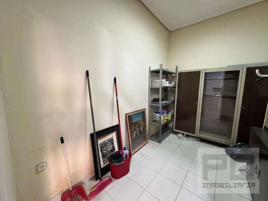 Ground floor for rent in Calle Arevalo, Centro