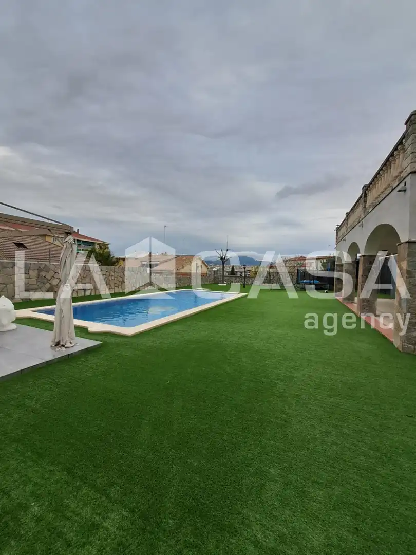 Piscina de Casa o xalet en venda en Terrassa amb Terrassa i Piscina