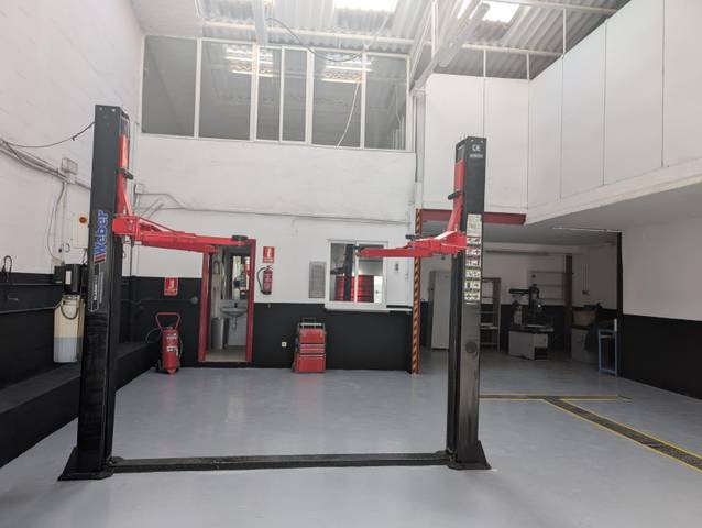 Nave industrial en Venta en Carlos Ruiz