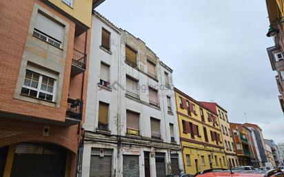 Exterior view of Building for sale in León Capital 