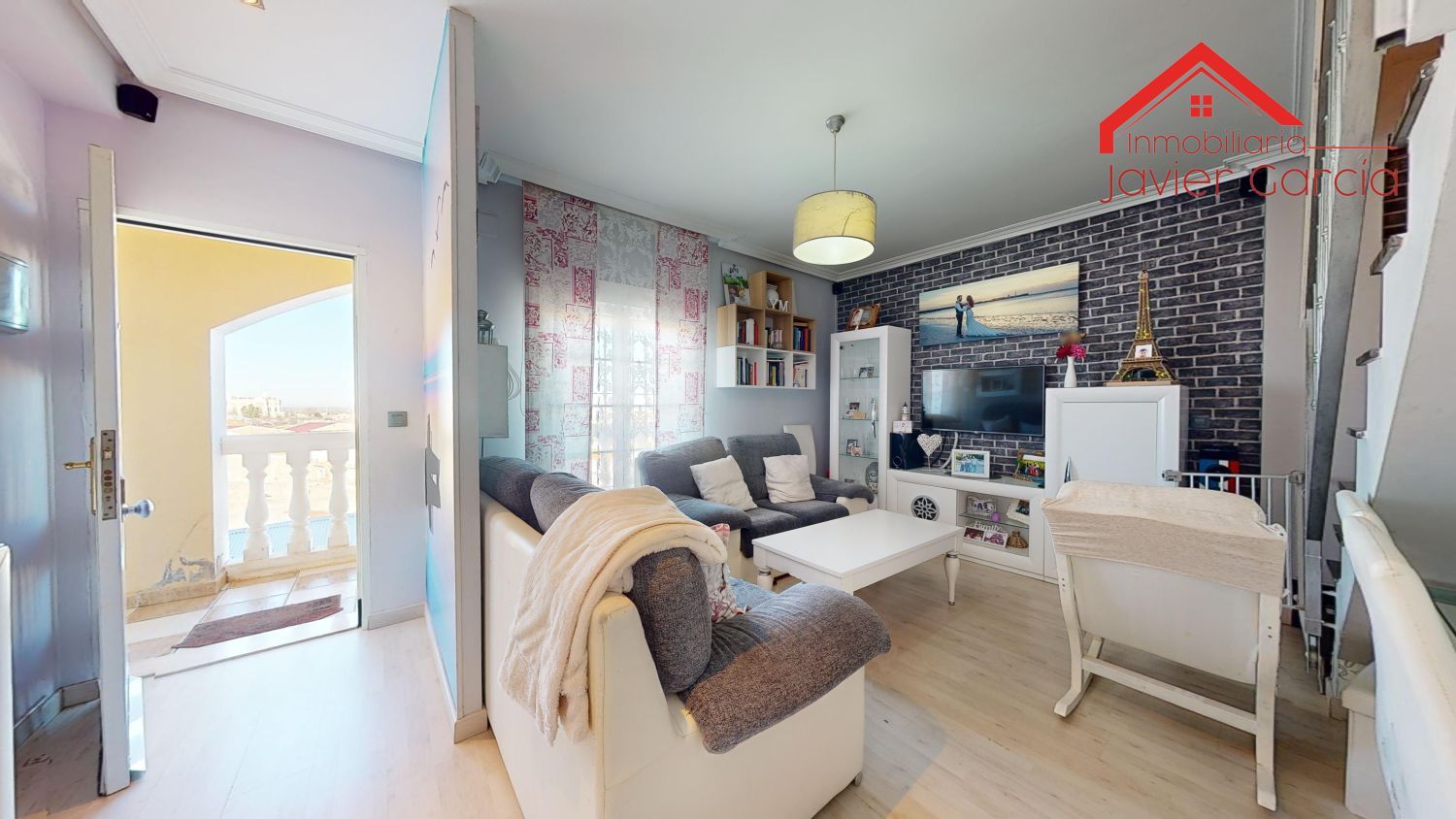 Living room of Duplex for sale in Villafranca de los Barros  with Air Conditioner, Heating and Parquet flooring