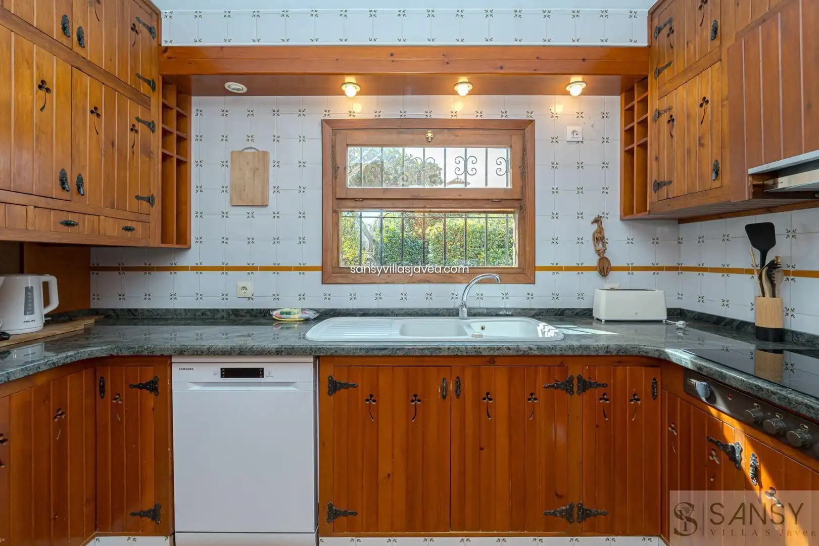 Kitchen of Houses for sale in Jávea / Xàbia  with Air Conditioner and Storage room
