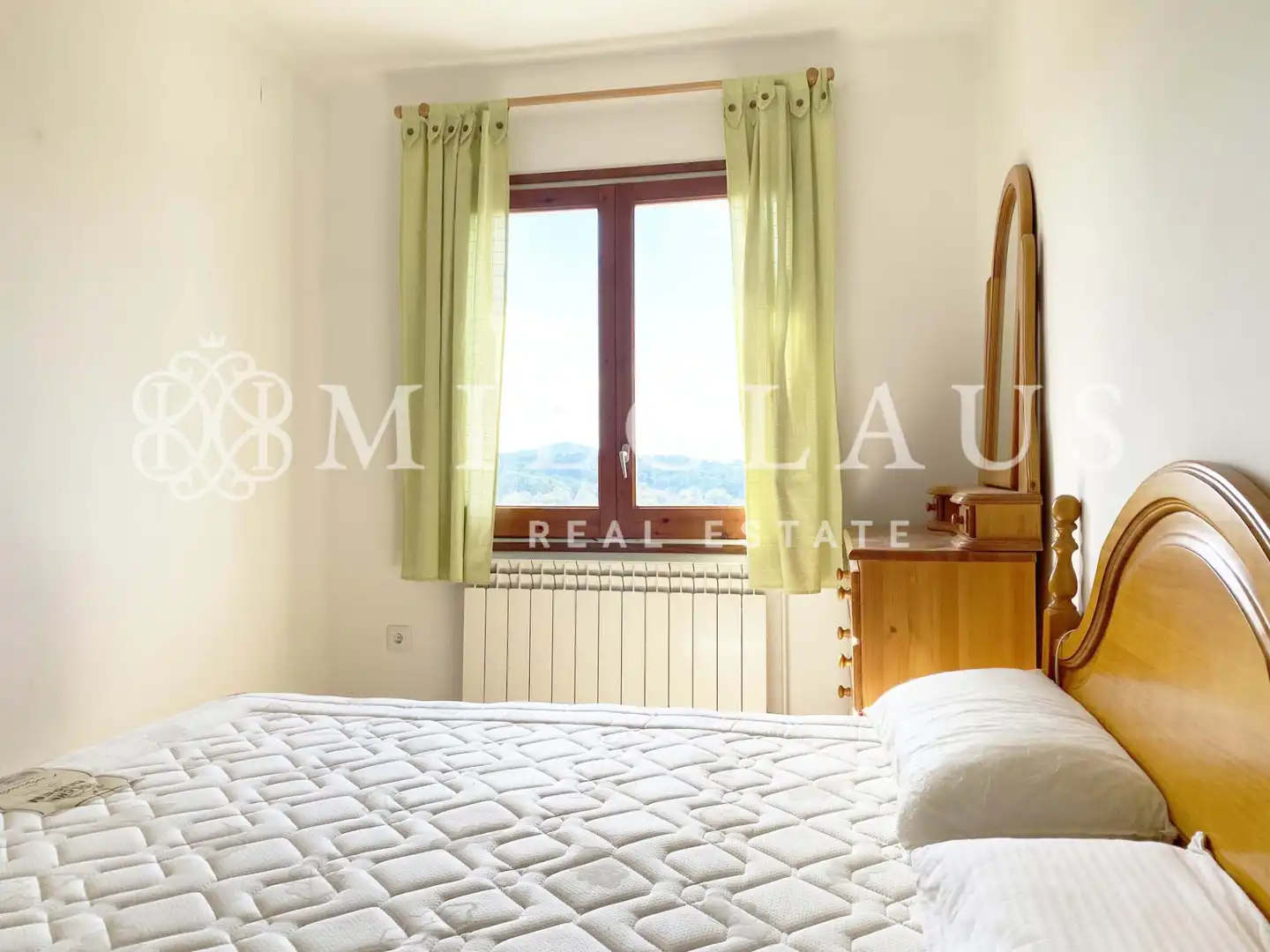 Bedroom of Flat for rent in Talamanca, Barcelona