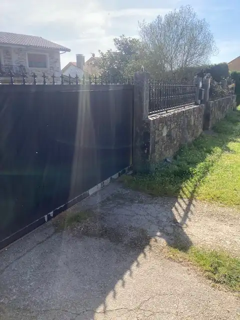 Vista exterior de Casa o chalet en venta en Carballo con Calefacción, Jardín privado y Parquet
