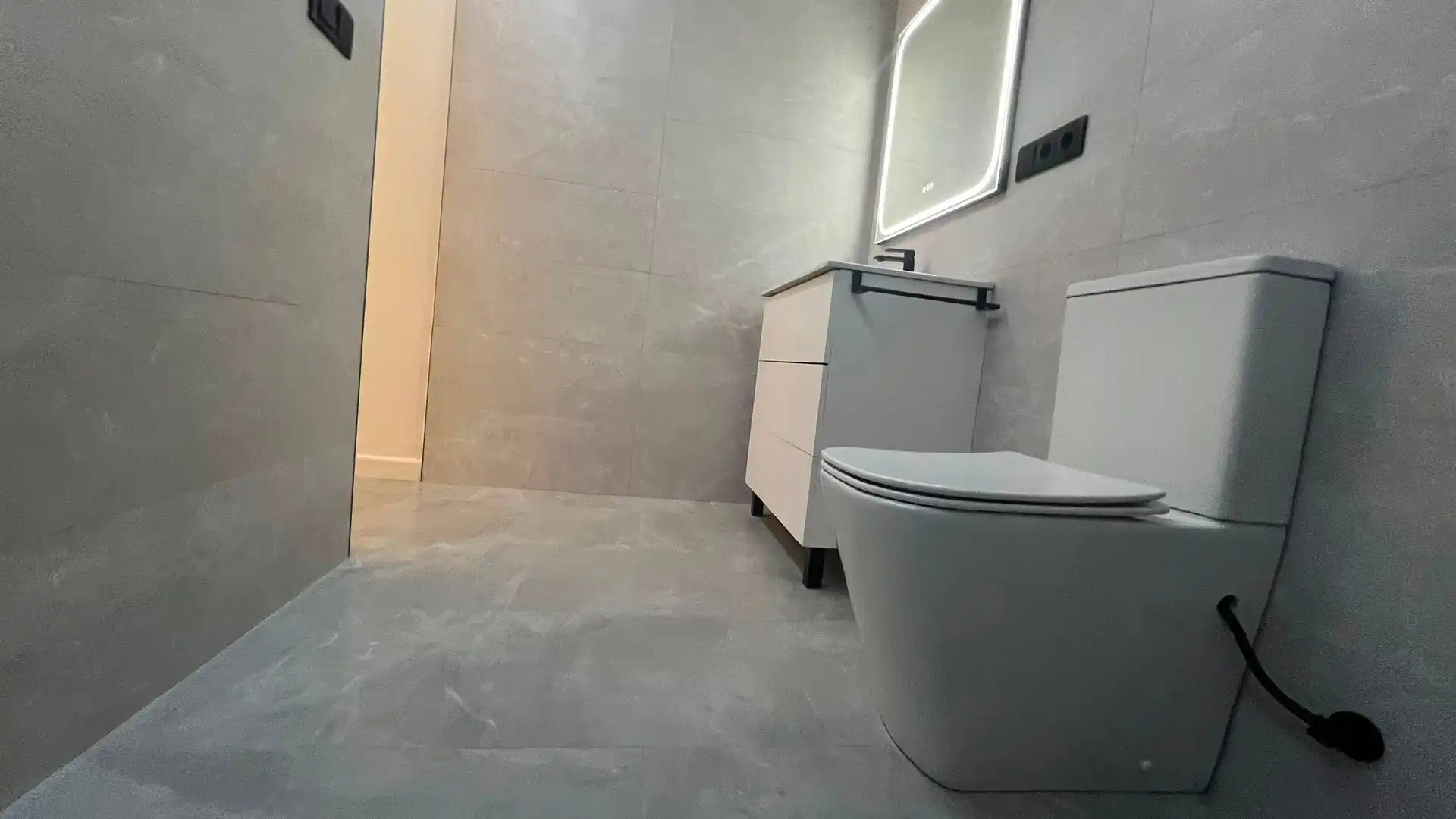 Bany de Planta baixa en venda en Elche / Elx amb Terrassa