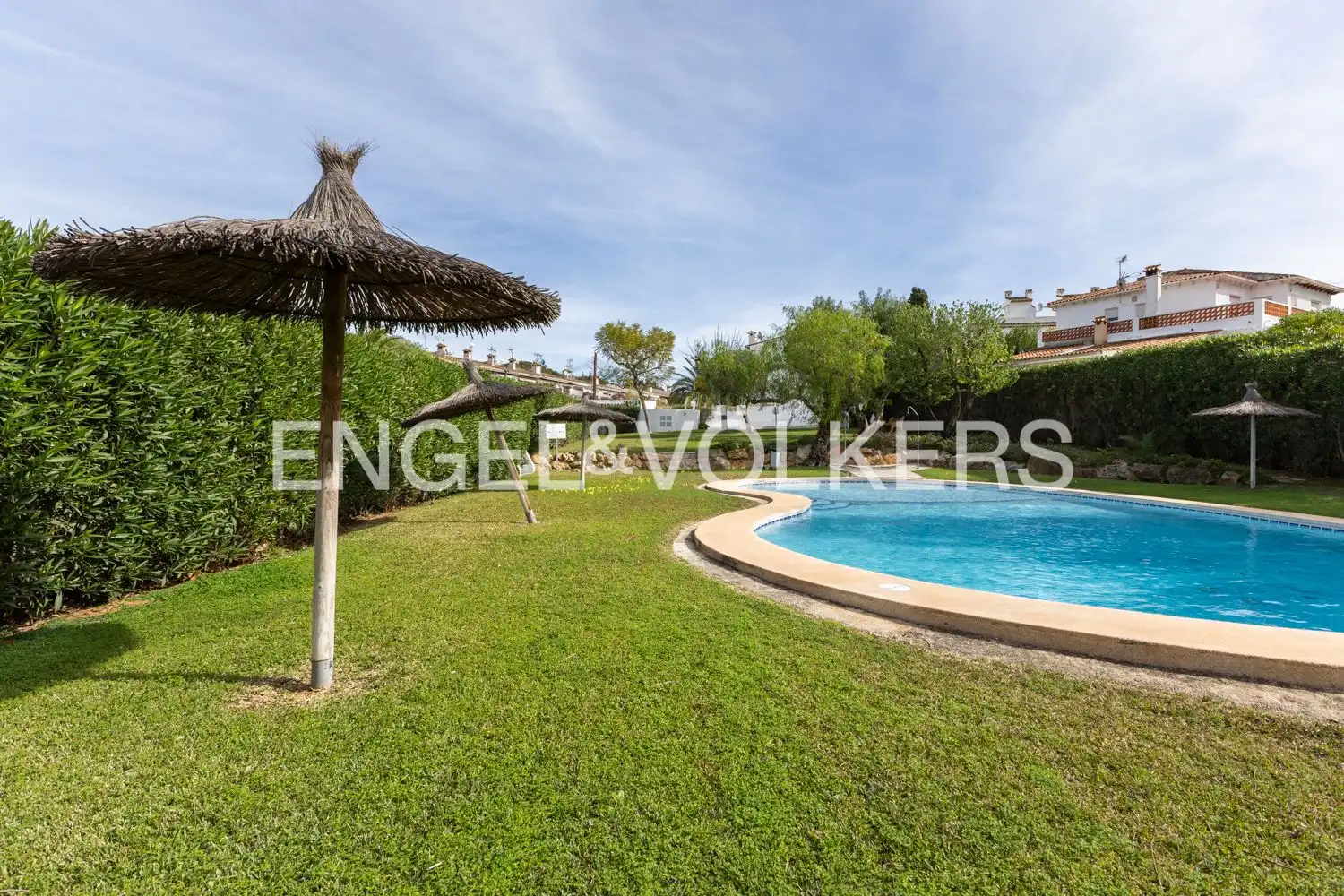 Houses for sale in Las Rotas / Les Rotes