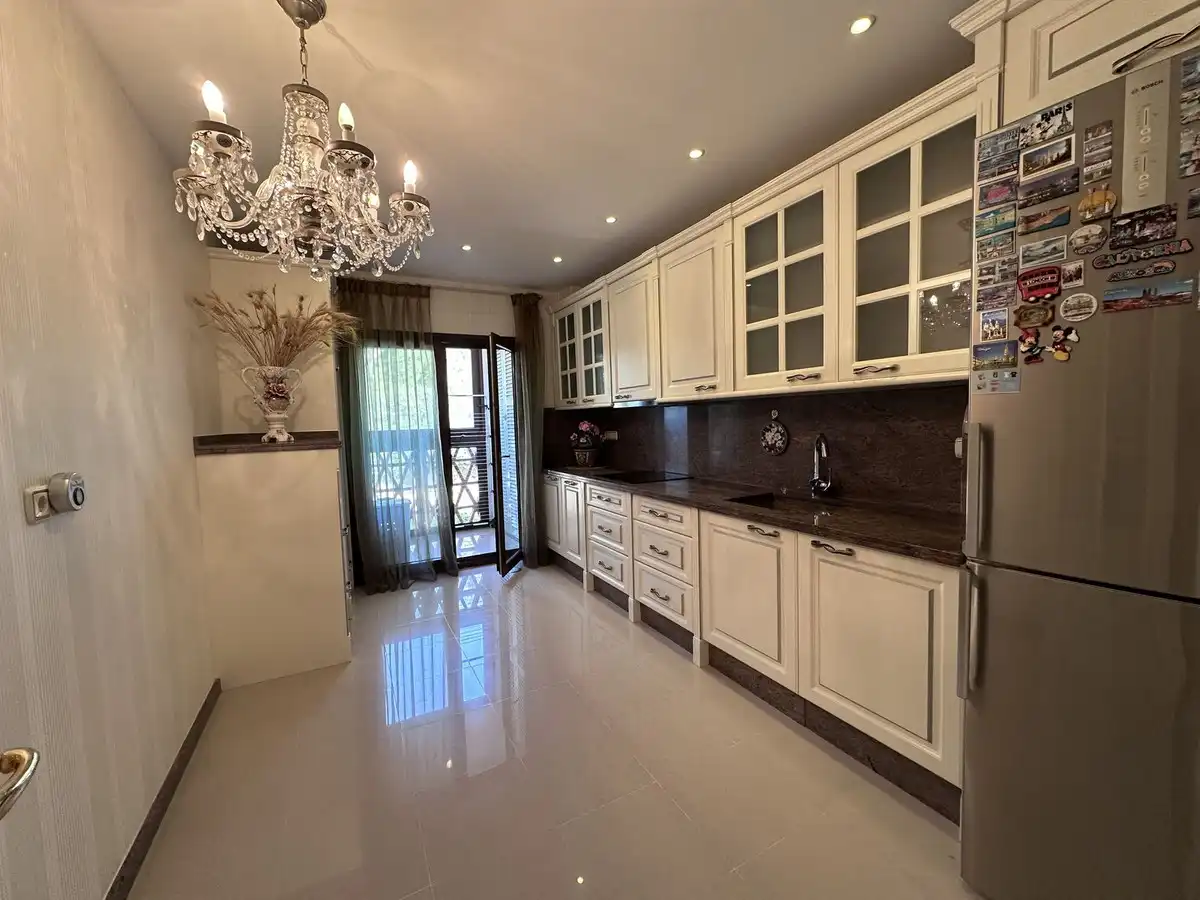 Apartament amb piscina en venda a Milla de Oro, imagen 7