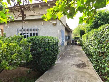 Xalet amb piscina en venda a Calle 544