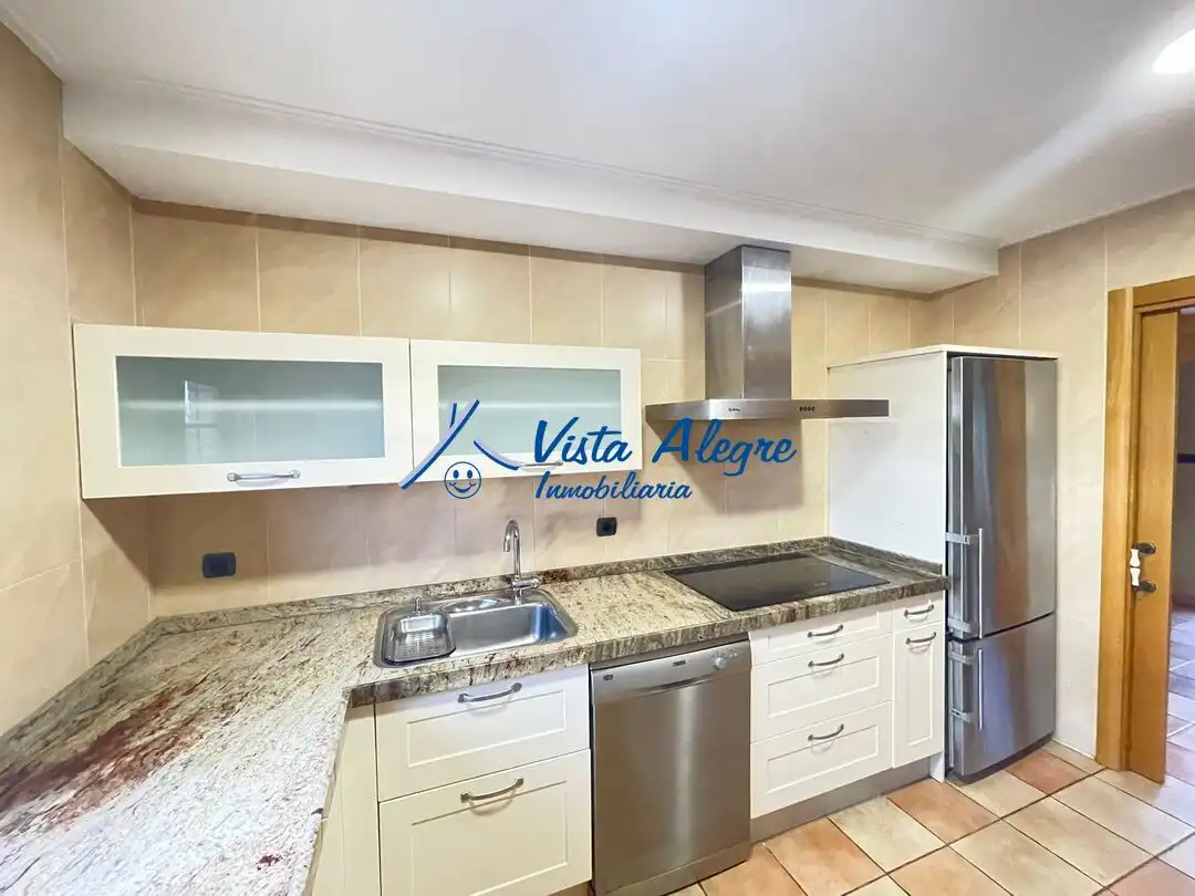 Cocina de Casa o chalet en venta en San Vicente de la Sonsierra con Calefacción, Jardín privado y Terraza