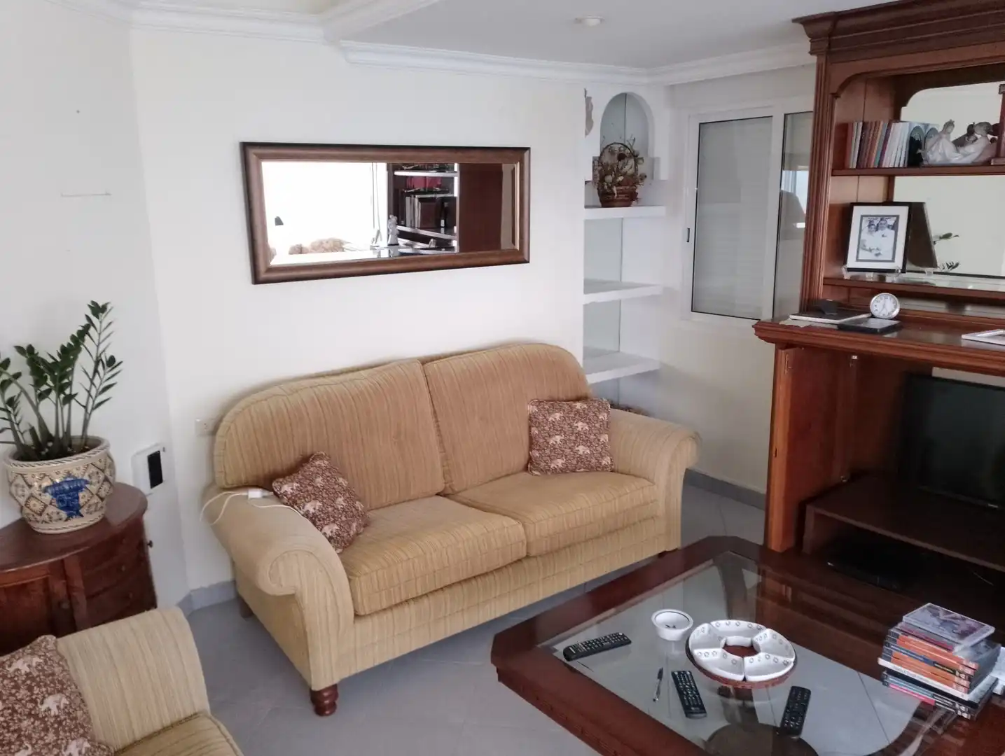 Living room of Flat for sale in Ribeira  with Heating, Parquet flooring and Terrace