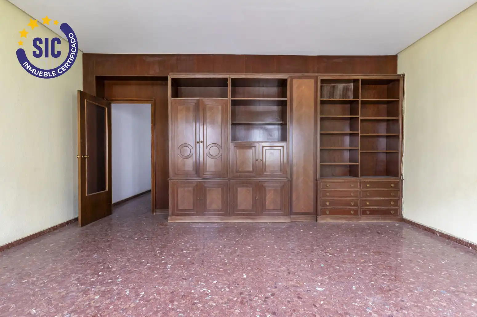 Flat for sale in Valencia