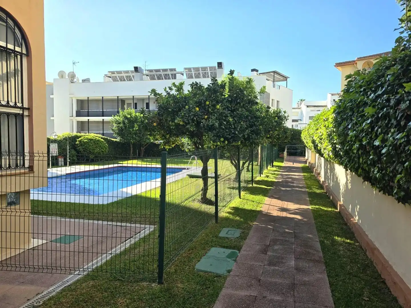 Piscina de Apartamento en venta en Torremolinos con Aire acondicionado, Jardín privado y Terraza