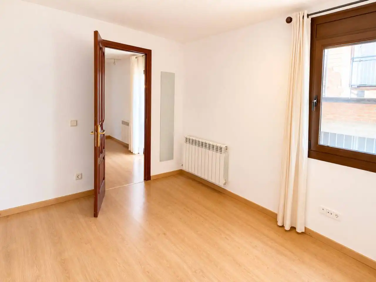 Dormitori de Pis en venda en Avià amb Aire condicionat, Calefacció i Parquet