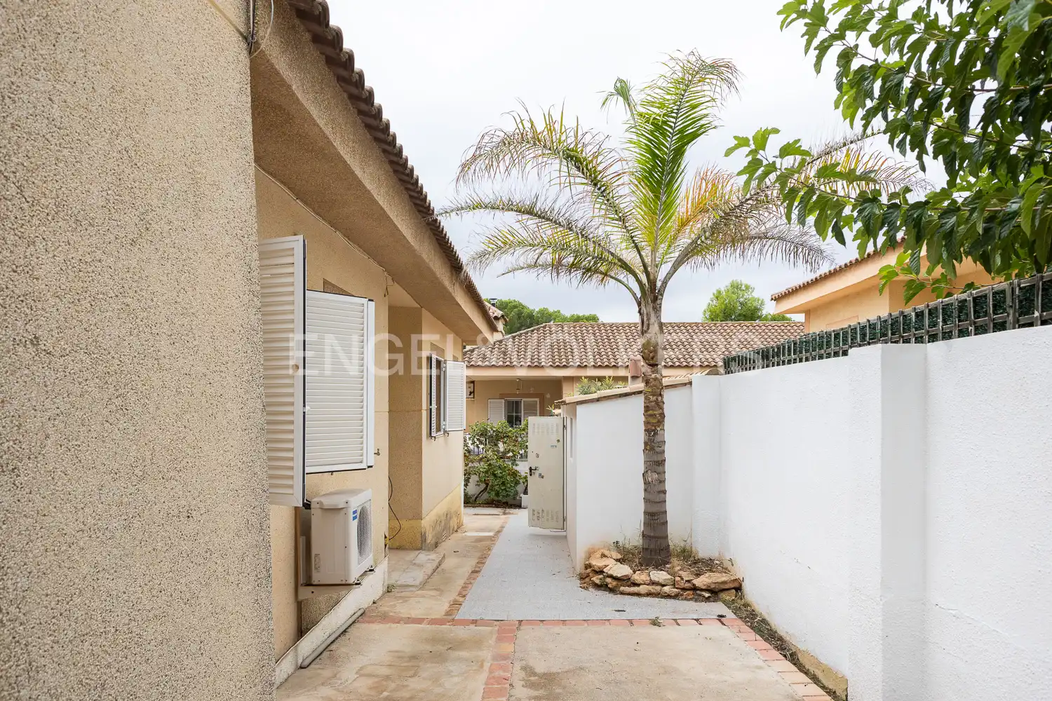 Exterior view of Houses for sale in Bétera  with Air Conditioner, Heating and Private garden